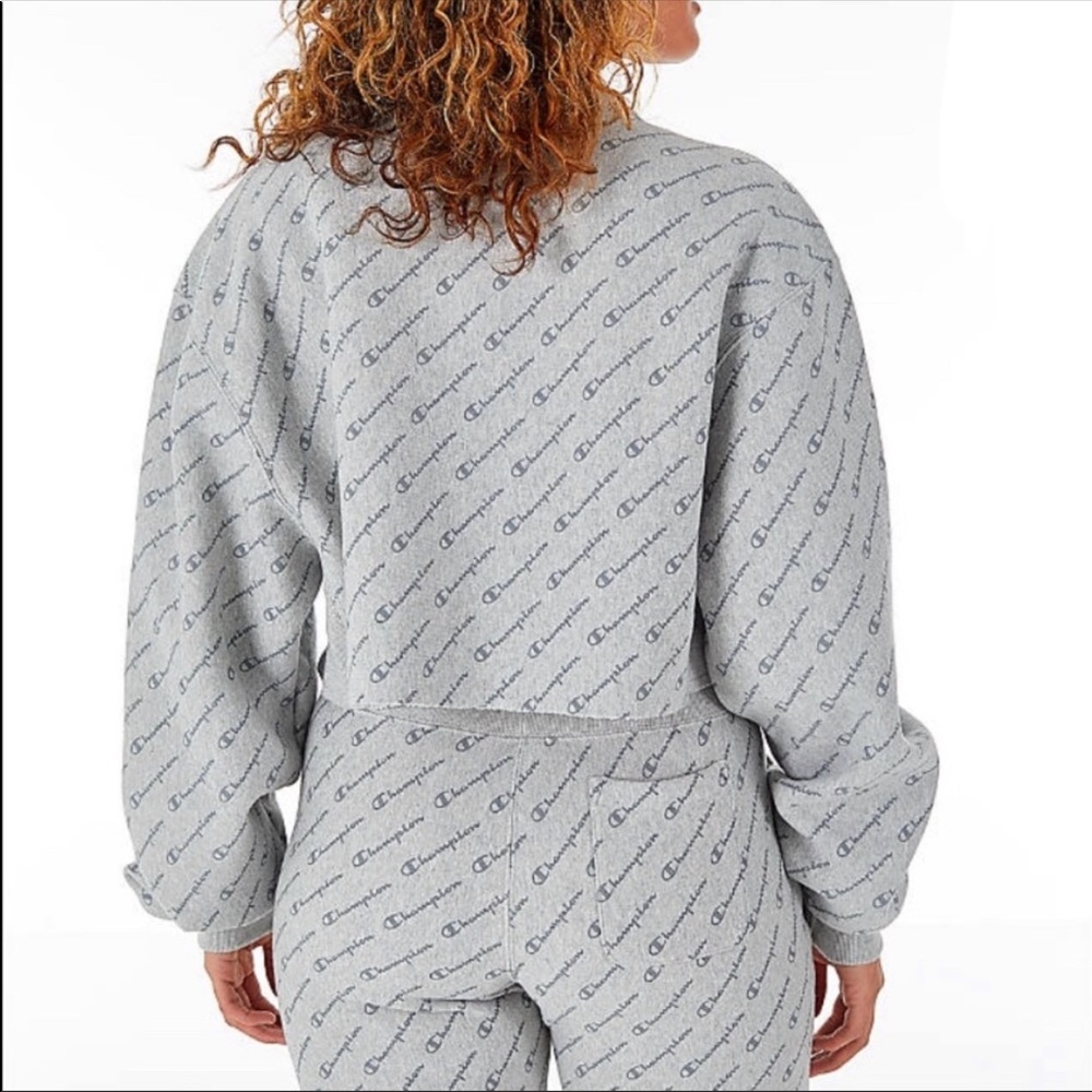 Champion Cropped Sweatshirt, NWT! - Picture 4 of 4